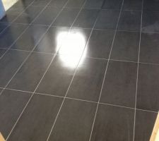 Carrelage sol salle de bain avec douche &agrave; l'italienne