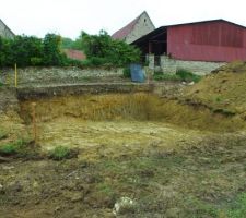 Voici le trou de la maison.