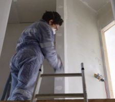 Travail de pon&ccedil;age.