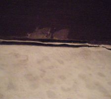 Le bac a douche italienne a carreler nu, faience a presque 1cm.