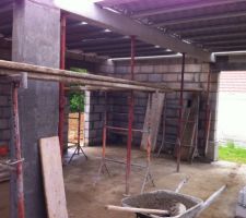 Préparation de l'arrivée du béton pour dalle étage le 27/05 8h