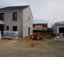 Le "Placo" arrive... et vue sur le côté ouest
