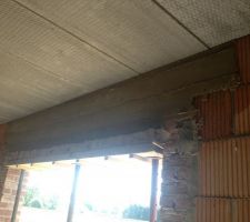 Linteau B-vitrée coulé