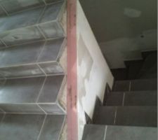 MA petite finition "provisoire" de l'escalier