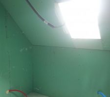 Cloisons de la salle de bain