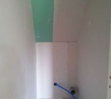 Cloisons des toilettes du 1er étage