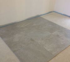 Carrelage pièce de vie 60x60 origine Imola en Italie avec 6 teintes différentes