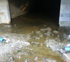 Entrée du sous sol dans l eau !!!
