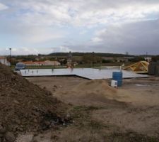 La dalle coulée, vue sur le village et son église classée