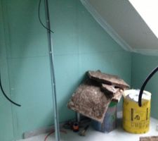 La salle de bain de l'étage