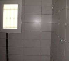 31 mais : fin pose carrelage sdb du rdc