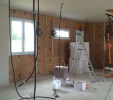 Future chambre enfant et cellier tout au fond