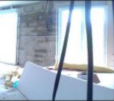 Vue panoramique du salon et de la salle à manger