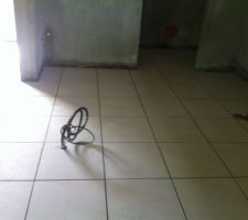 Carrelage cuisine et attente electrique ilot central