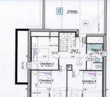 Plan de l'étage avec grenier au dessus du garage possible aménageable manqsue toujours le mur sud