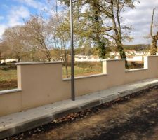 Cl&ocirc;ture terrain