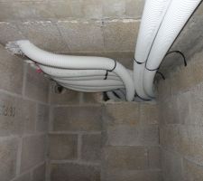 Passage des gaines VMC double Flux Paul Ventilation au Sous-sol