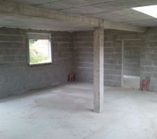 Photo prise du coin salon, vu sur cuisine