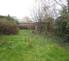 Terrain vue vers l'est