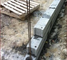 Premiers parpaings du vide-sanitaire
