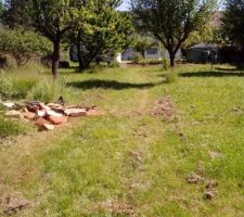 Terrain plat de 517 m&sup2; avec fa&ccedil;ade de 18,70 m.