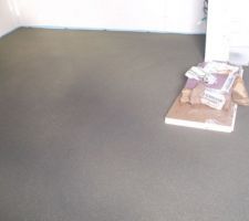 Chape lissée dans la chambre