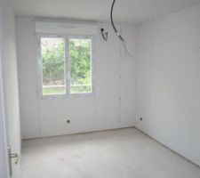 Chambre 2 (celle du milieu sur le plan d''étage)