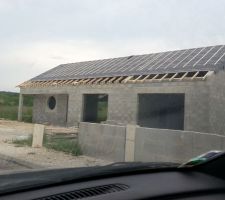 4ème jour sur la charpente : pose de la sous couverture.