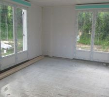 Salon. Vue sur future terrasse