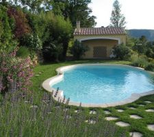 Jardin de la maison de Salernes 83 fini, aménagement réalisé par mon DH = J.P