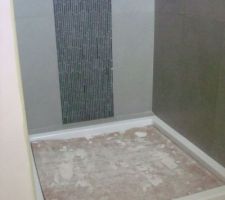 Carrelage gris noir douche