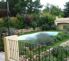 Vue de la terrasse du salon/séjour sur la resatanque du haut