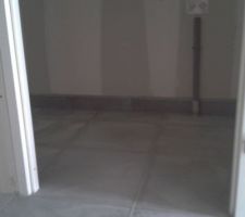 WC avec plinthes assorties