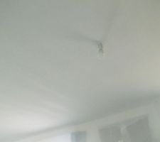 Double ratissage des plafonds du rdc : c'est fait !