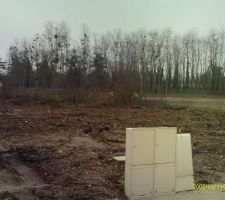 Notre terrain,en partie nettoy&eacute;