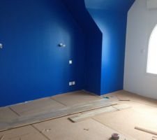 Chambre parentale, pr&ecirc;te pour recevoir le parquet :)