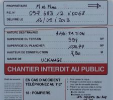 La pancarte est arrivée.