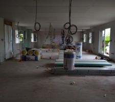 Vue d'ensemble avant la mont&eacute;e des cloisons