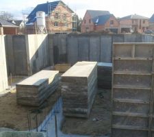 D&eacute;montage du coffrage...