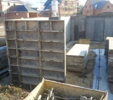 D&eacute;montage du coffrage...