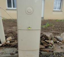 Compteur ERDF trou formé en dessous