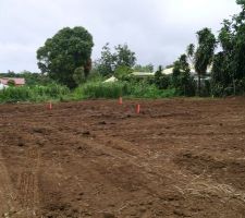 L'implantation de la maison pour r&eacute;aliser le radier