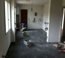 Carrelage vue de la SAM sur la cuisine