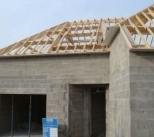 Une charpente traditionnelle est toujours belle à voir!