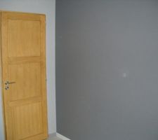 Mur d'entrée Chambre.