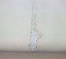 Voici le joint de l'appui de la fen&ecirc;tre sur le cot&eacute;