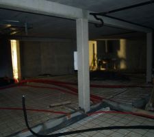 Passage de la plomberie et électricité sous sol