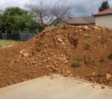 Remblay sommaire effectu&eacute;e 
Reste plus qu'a evacuer :-((