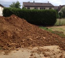 Tas de terre restant