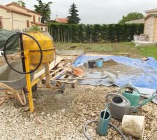 Notre nouveau chantier, dalle en béton 3x3 pour abris de jardin